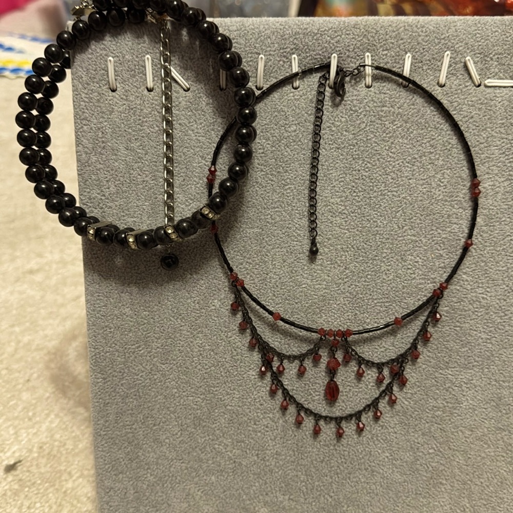 (2)adjustable chocker style vintage necklaces oldies wow look get both one price